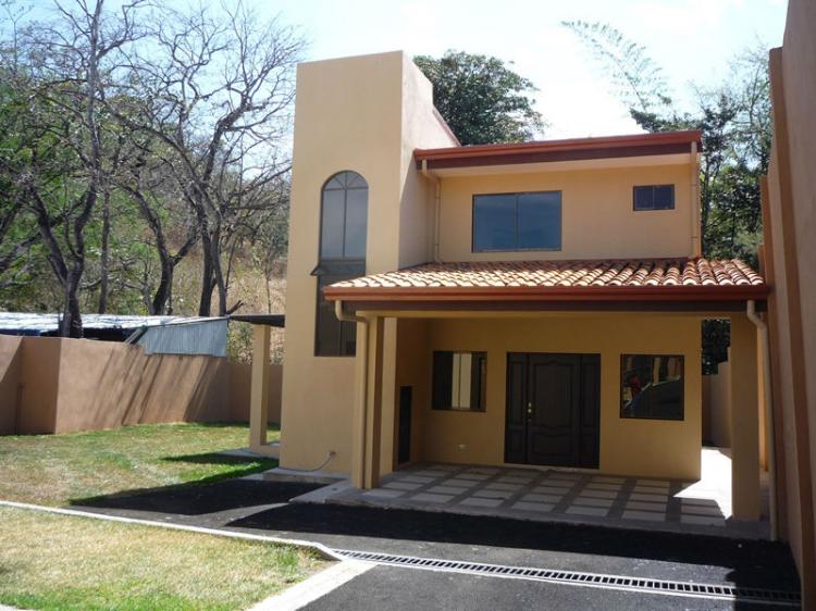 Foto Casa en Venta en Santa Ana, San Jos - U$D 235.000 - CAV7580 - BienesOnLine