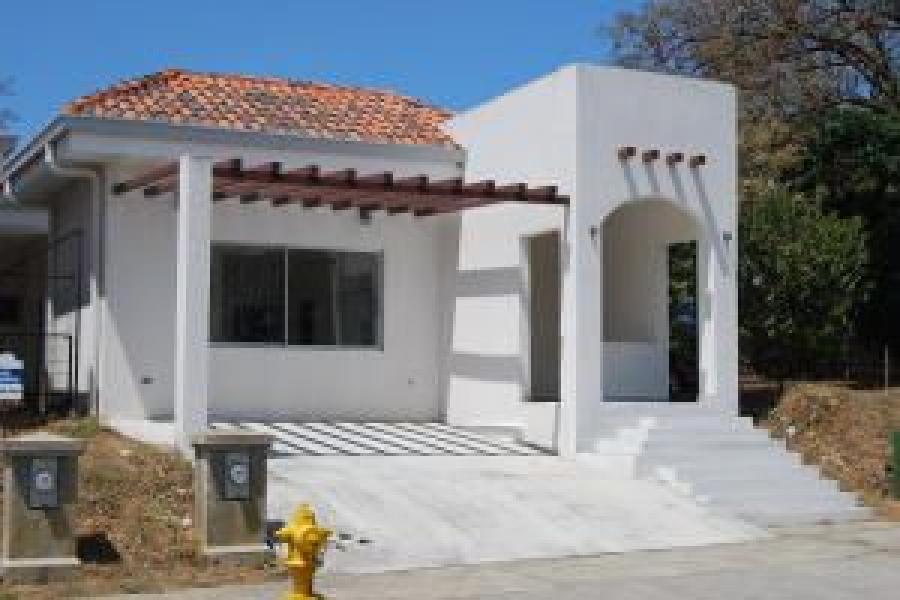 Foto Casa en Venta en Heredia, Heredia - U$D 170.000 - CAV28626 - BienesOnLine