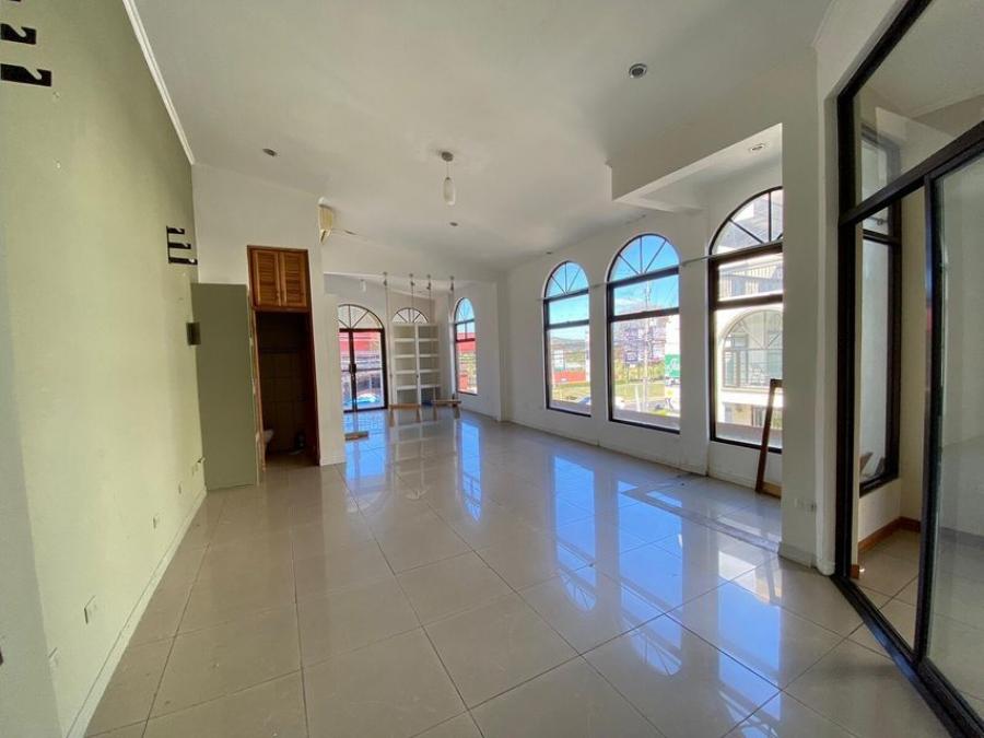 Foto Local en Alquiler en Escaz, San Jos - U$D 800 - LOA67991 - BienesOnLine