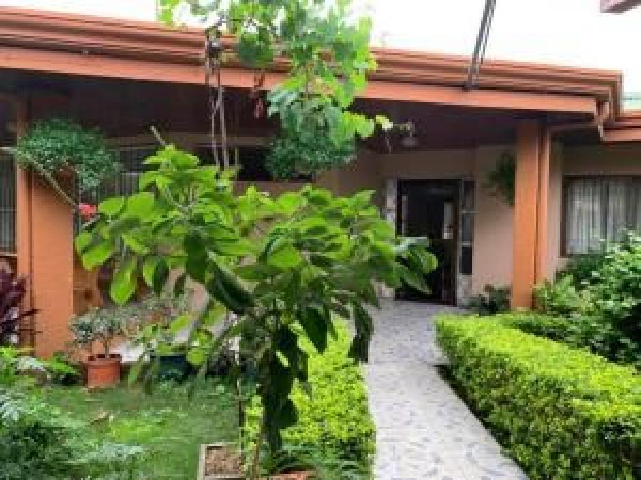 Foto Casa en Venta en Flores, Heredia - U$D 1.750.000 - CAV28560 - BienesOnLine