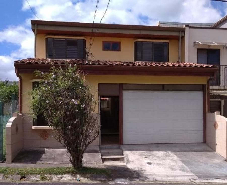 Foto Casa en Alquiler en Vargas Araya, Montes de Oca, San Jos - U$D 1.000 - CAA20786 - BienesOnLine