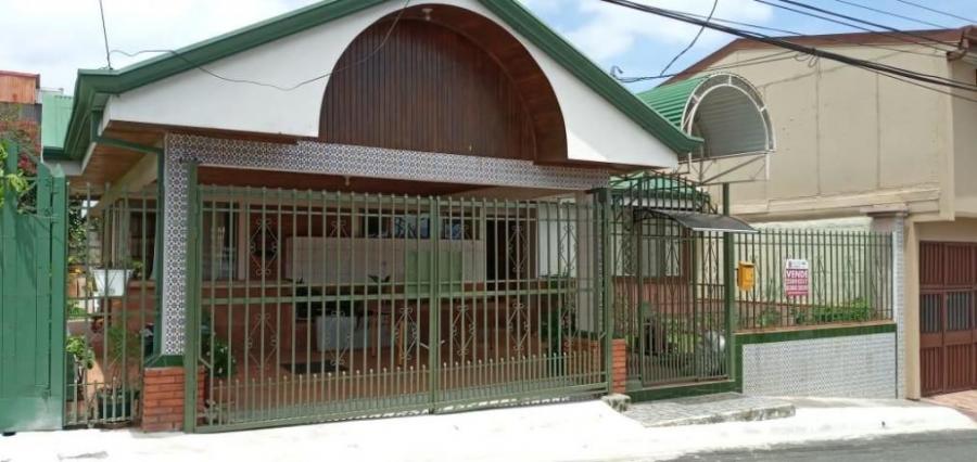 Foto Casa en Venta en Heredia, Heredia - U$D 145.000 - CAV27358 - BienesOnLine