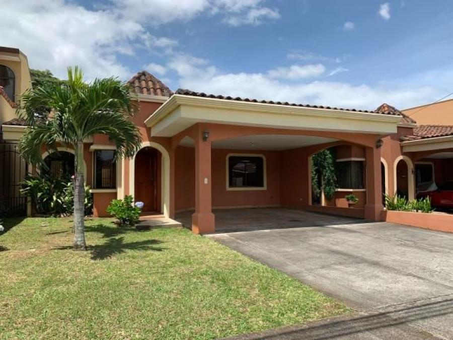 Foto Casa en Venta en Heredia, Heredia - U$D 185.000 - CAV25507 - BienesOnLine