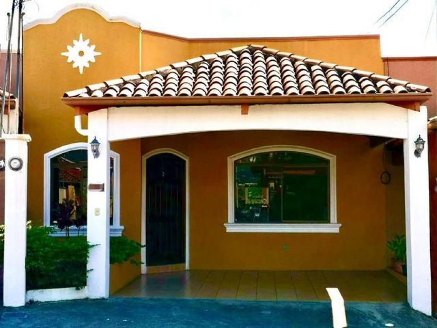 Foto Casa en Venta en Heredia, Heredia - U$D 155.000 - CAV48768 - BienesOnLine
