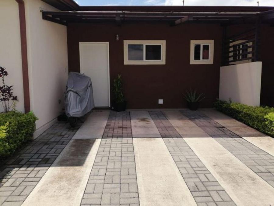 Foto Casa en Venta en San Rafael, Alajuela - U$D 145.000 - CAV49403 - BienesOnLine