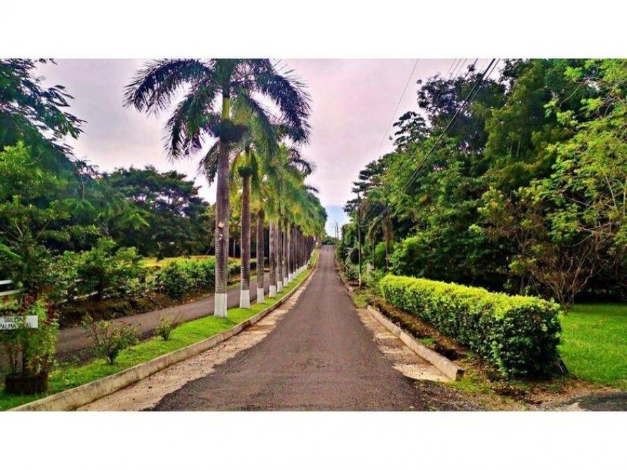 Home in Metric Way