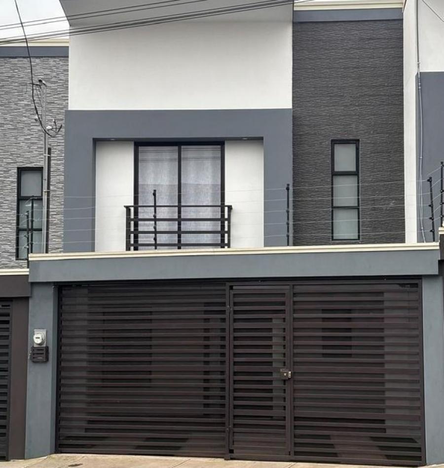 Home in Metric Way