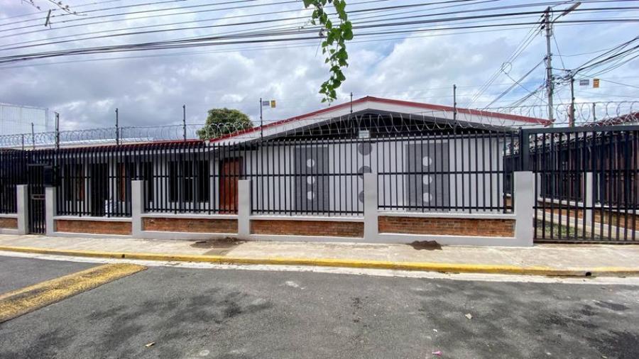 Home in Metric Way