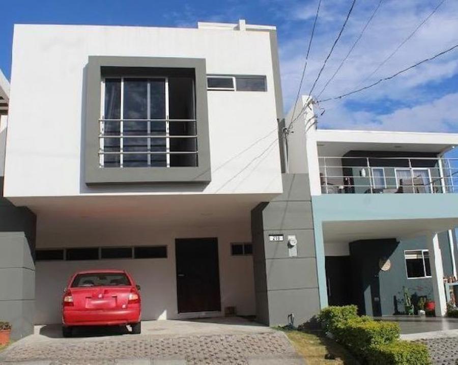 Foto Casa en Venta en Heredia, Heredia - U$D 220.000 - CAV57566 - BienesOnLine