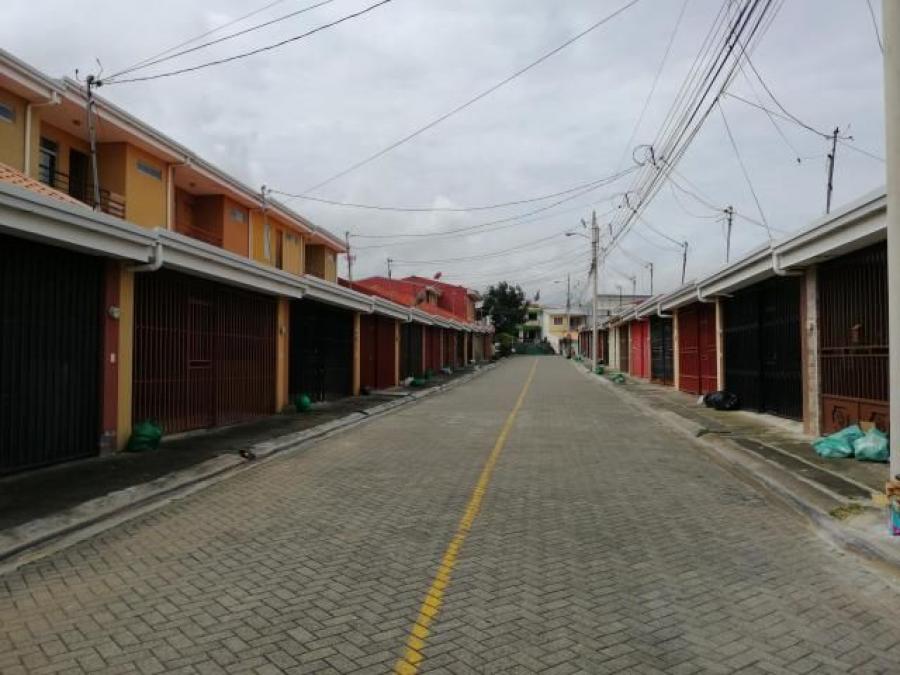 Home in Metric Way