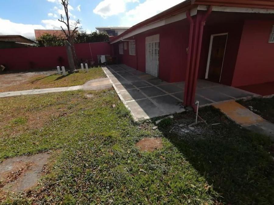 Foto Casa en Alquiler en San Vicente, Por el Lincoln Plaza, Moravia, San Jos - U$D 3.000 - CAA27988 - BienesOnLine