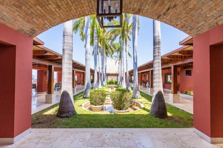 Foto Casa en Venta en Playa Flamingo, Cabo Velas, Guanacaste - U$D 7.000.000 - CAV58589 - BienesOnLine