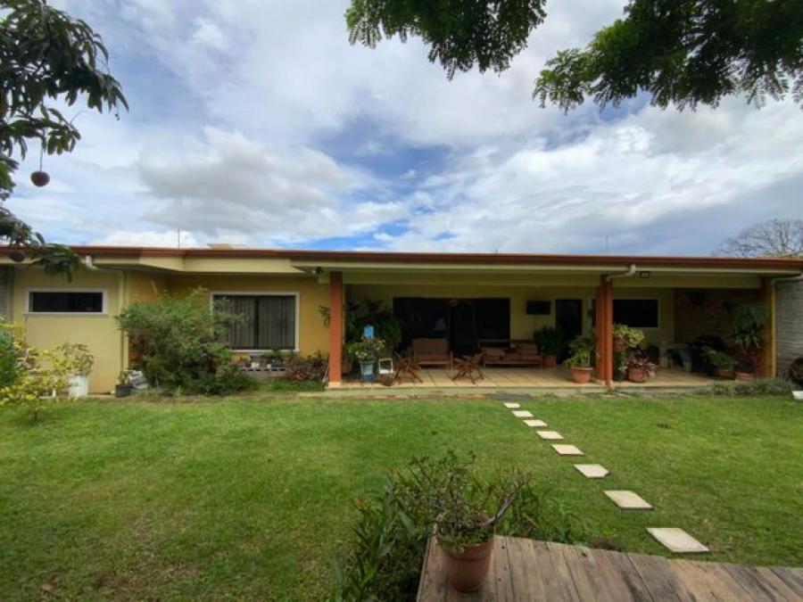 Foto Casa en Venta en Alajuela, Alajuela - U$D 335.000 - CAV56105 - BienesOnLine