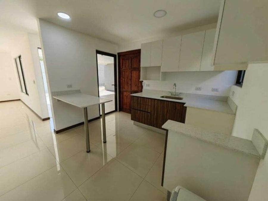 Foto Casa en Alquiler en En Colon, San Jose,, San Jos - U$D 1.150 - CAA76606 - BienesOnLine