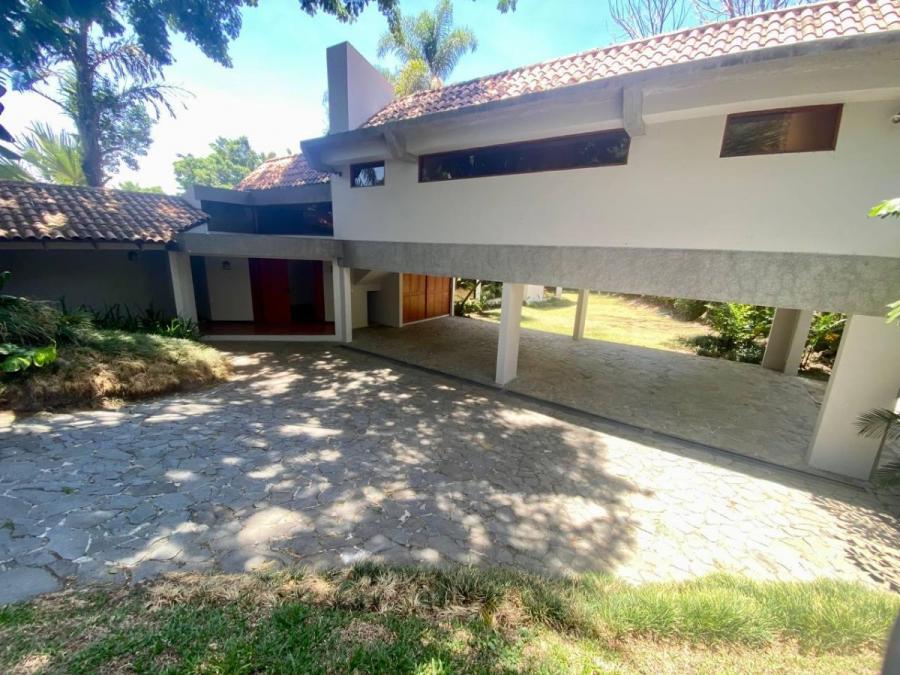 Foto Casa en Venta en Escaz, San Jos - U$D 780.000 - CAV73026 - BienesOnLine
