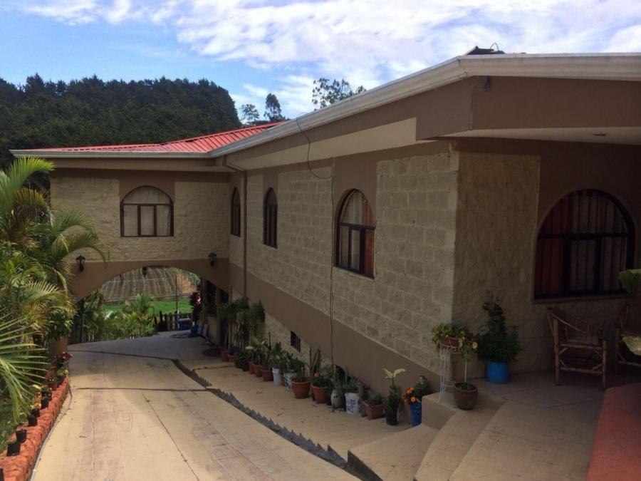 Foto Casa en Venta en Cartago, Cartago - U$D 300.000 - CAV30556 - BienesOnLine