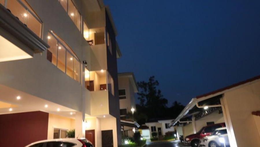 Home in Metric Way