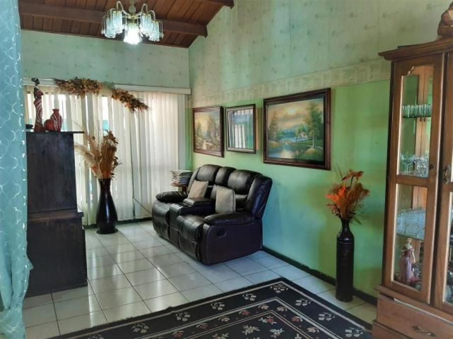 Home in Metric Way