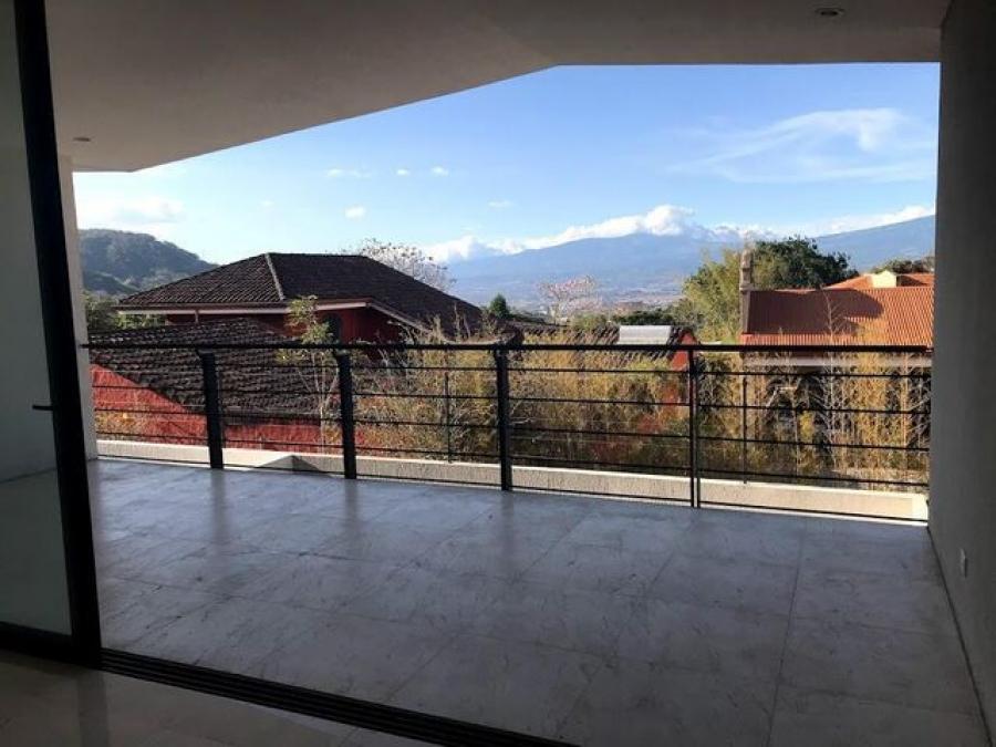 Foto Casa en Venta en Escaz, San Jos - U$D 269.000 - CAV41917 - BienesOnLine