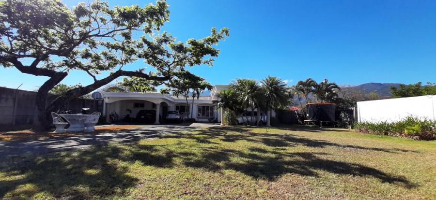 Foto Casa en Venta en Santa Ana, San Jos - U$D 670.000 - CAV43211 - BienesOnLine