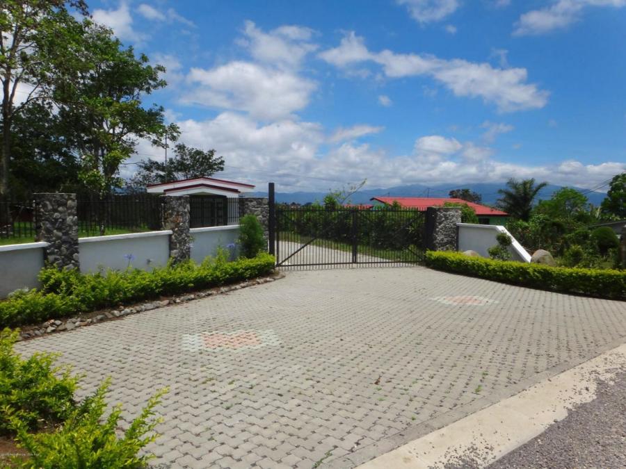 Home in Metric Way