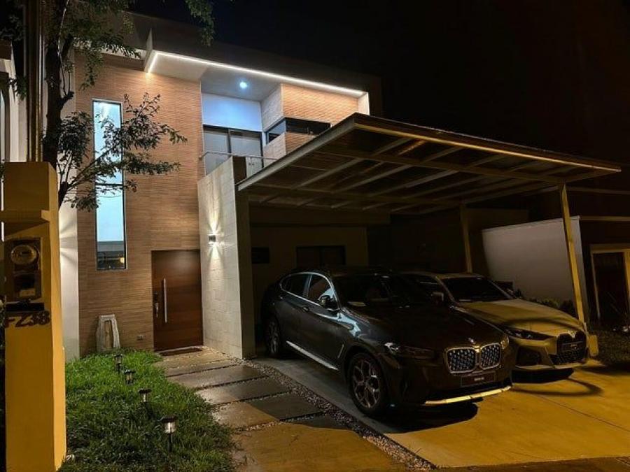 Home in Metric Way