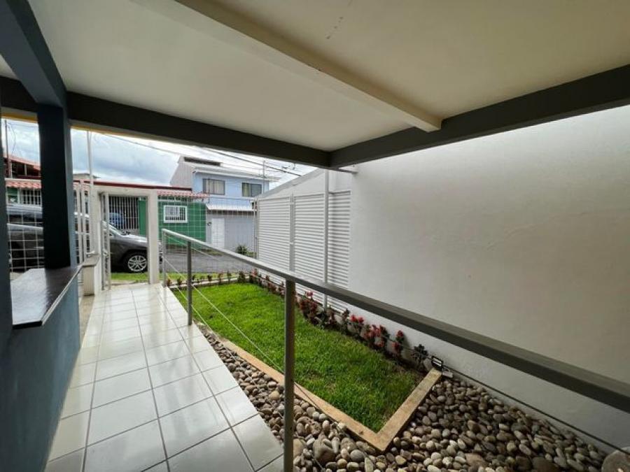 Foto Casa en Alquiler en Alajuela, Alajuela - U$D 1.000 - CAA62006 - BienesOnLine