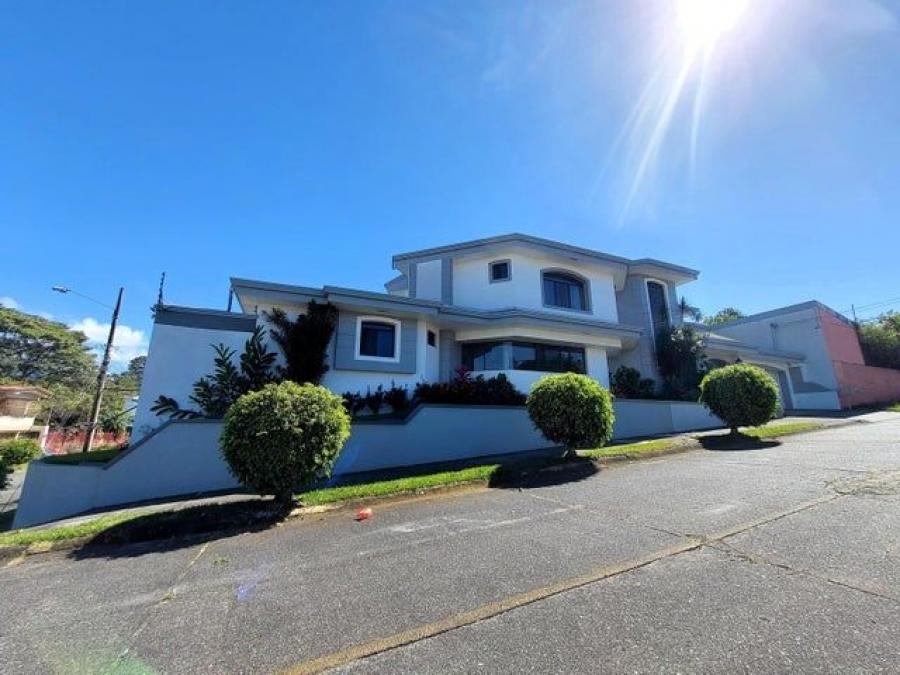 Foto Casa en Alquiler en Alajuela, Alajuela - U$D 5.000 - CAA112596 - BienesOnLine