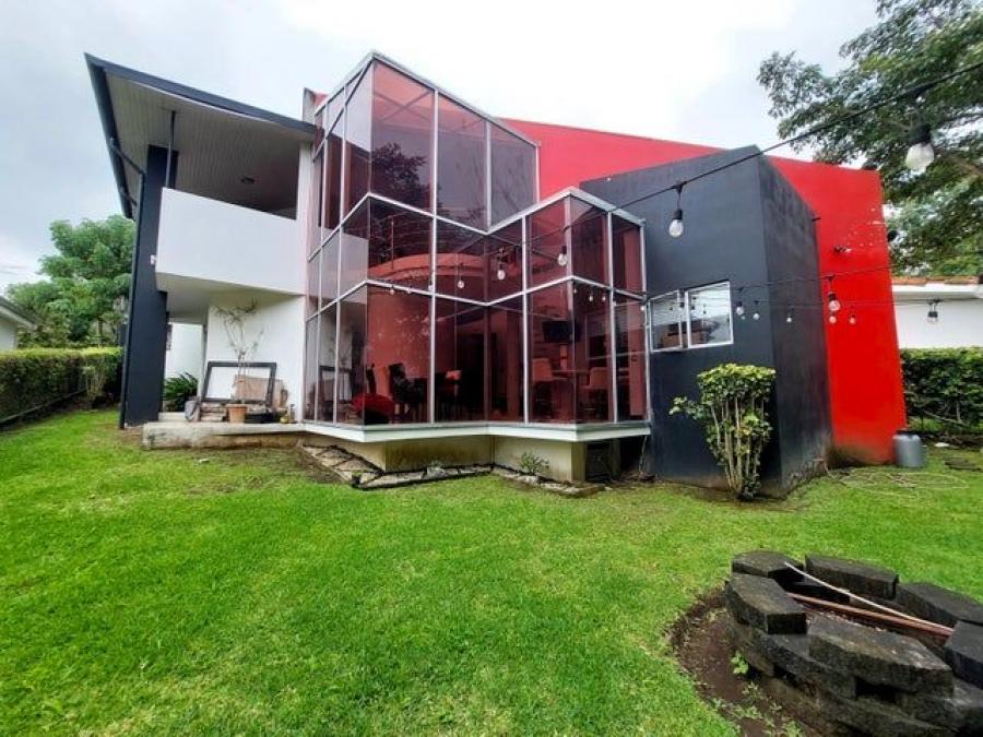 Home in Metric Way