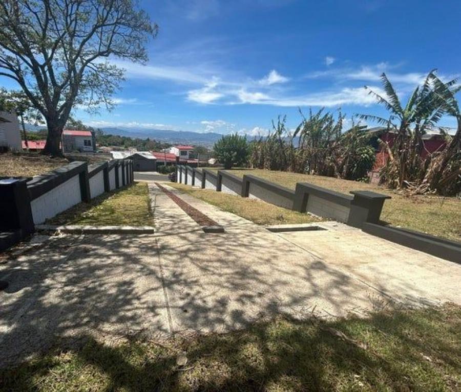 Home in Metric Way