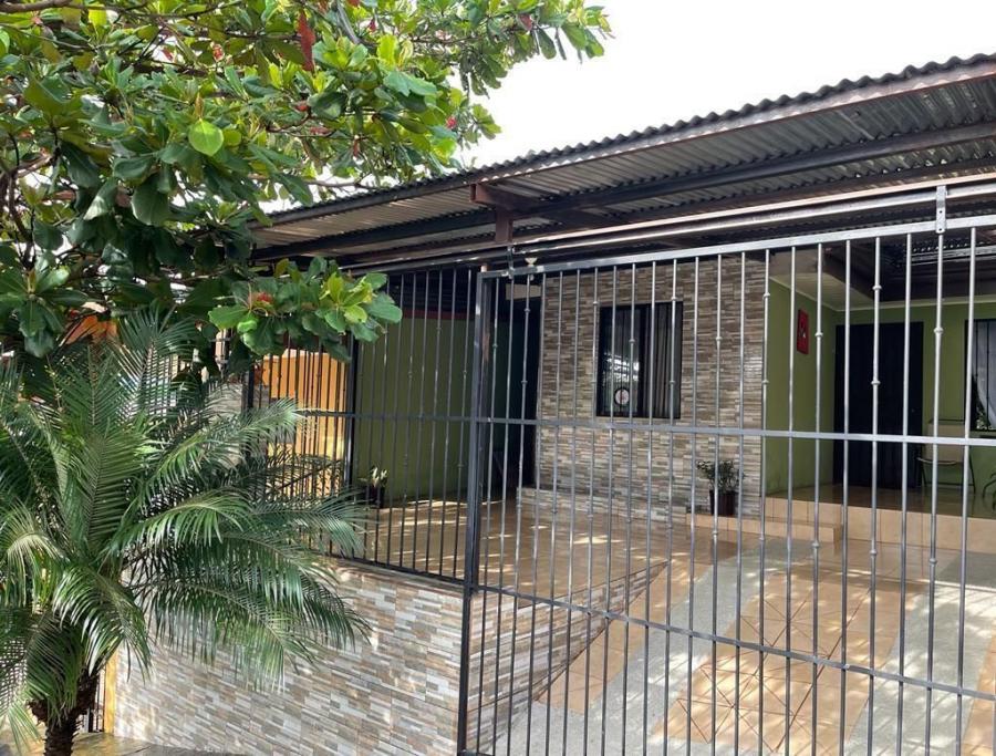 Home in Metric Way