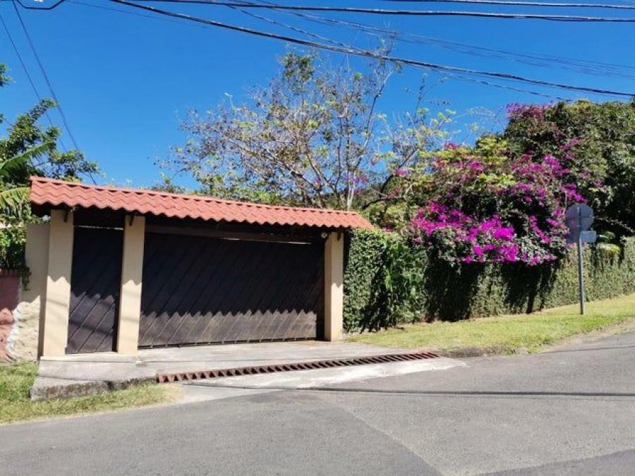 Foto Casa en Venta en Santa Ana, San Jos - U$D 460.000 - CAV97133 - BienesOnLine