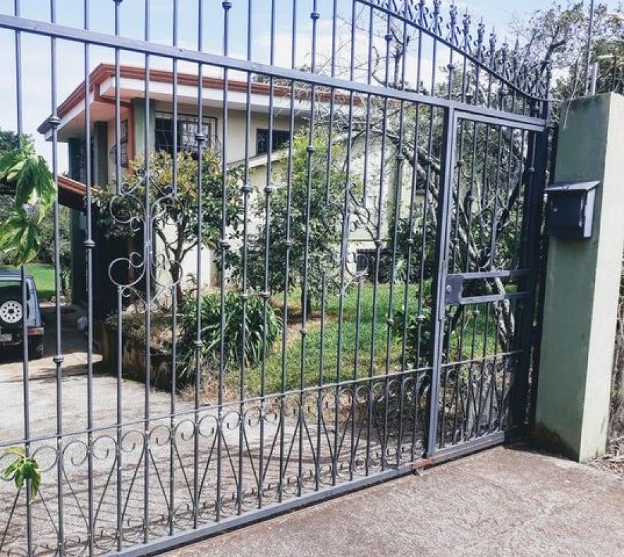 Home in Metric Way