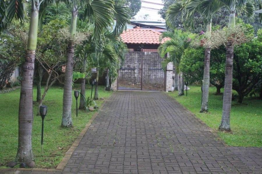 Home in Metric Way