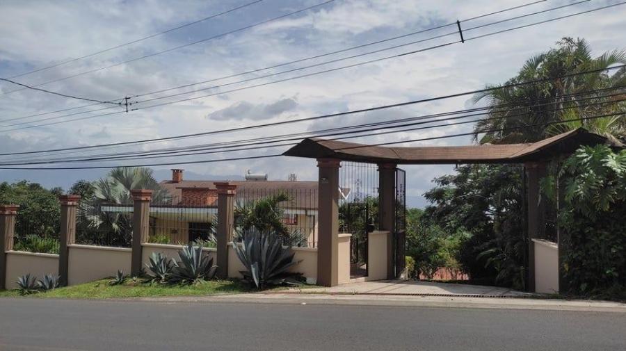 Home in Metric Way