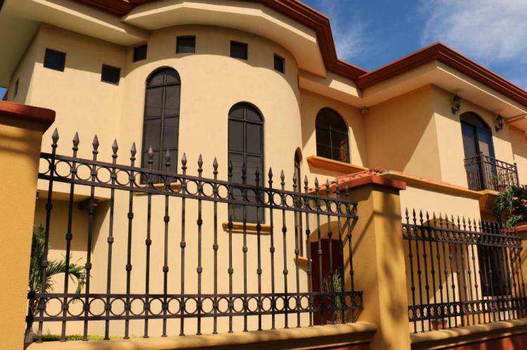 Foto Casa en Venta en Beln, Heredia - U$D 625.000 - CAV11965 - BienesOnLine