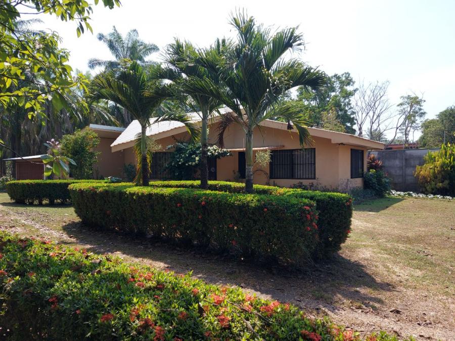Foto Casa en Venta en Brisa Bonita, Parrita, Puntarenas - U$D 225.000 - CAV70459 - BienesOnLine