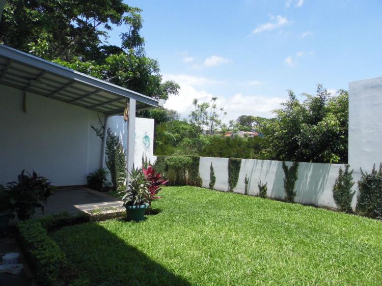 Foto Casa en Venta en Uruca, San Jos - U$D 254.000 - CAV11933 - BienesOnLine