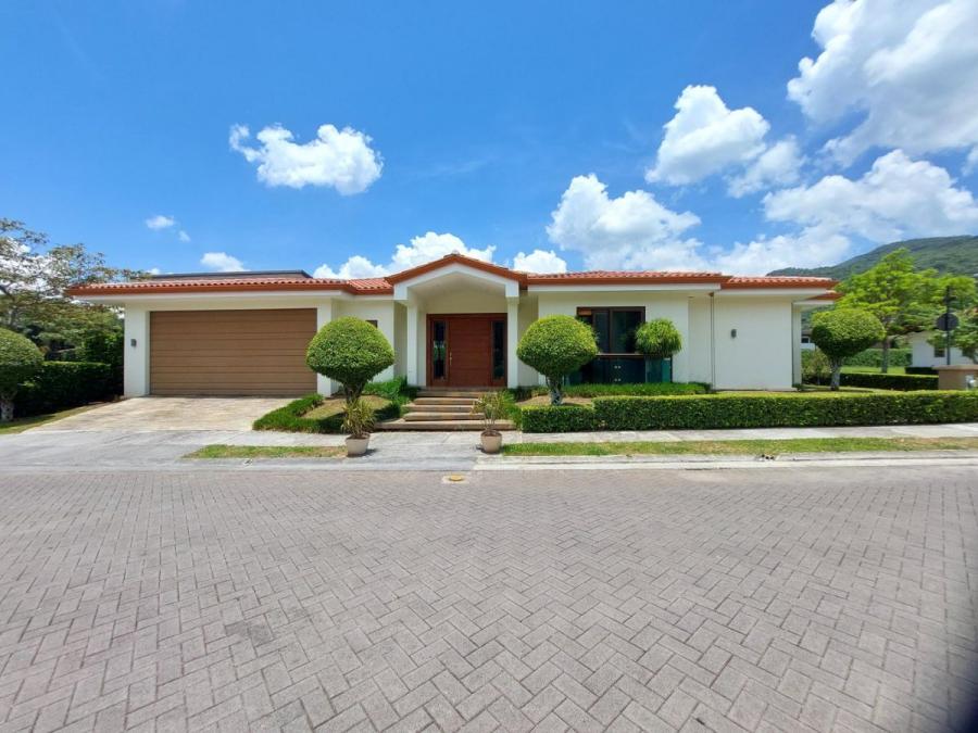 Foto Casa en Venta en Santa Ana, San Jos - U$D 495.000 - CAV85374 - BienesOnLine