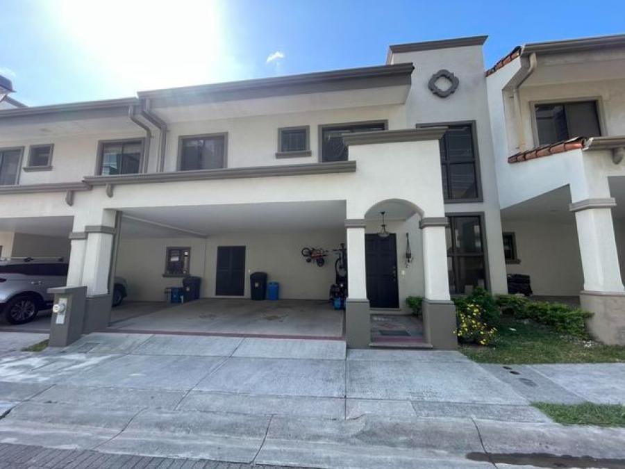 Foto SE VENDE CASA ULLOA HEREDIA 