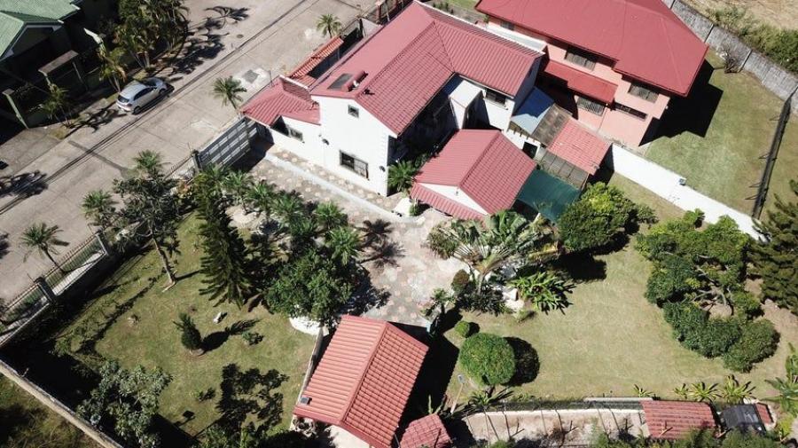 Home in Metric Way