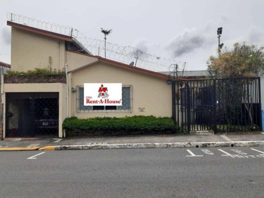Foto Casa en Venta en Uruca, San José - U$D 450.000 - CAV97221 - BienesOnLine
