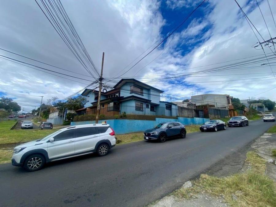 Home in Metric Way