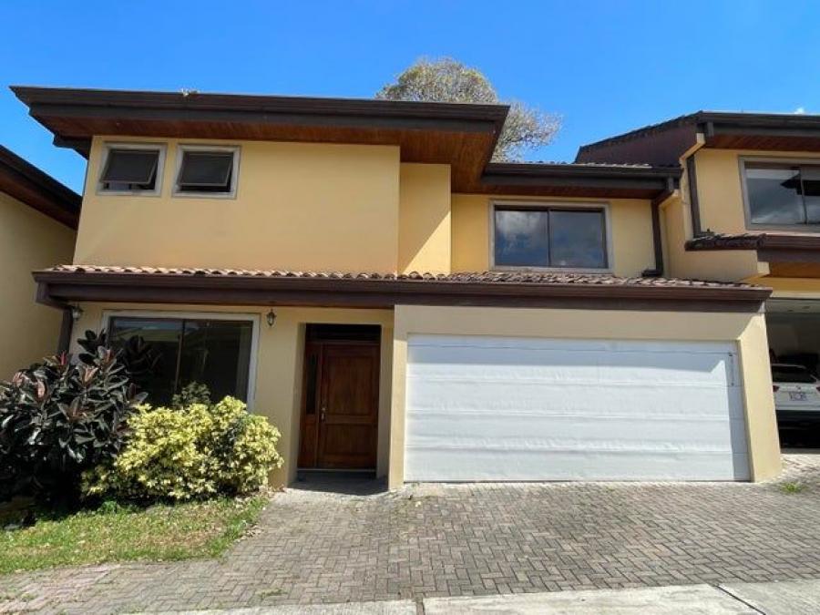 Foto Casa en Venta en Santa Ana, San Jos - U$D 365.000 - CAV97219 - BienesOnLine