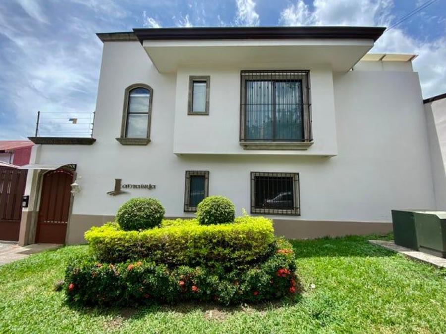 Home in Metric Way
