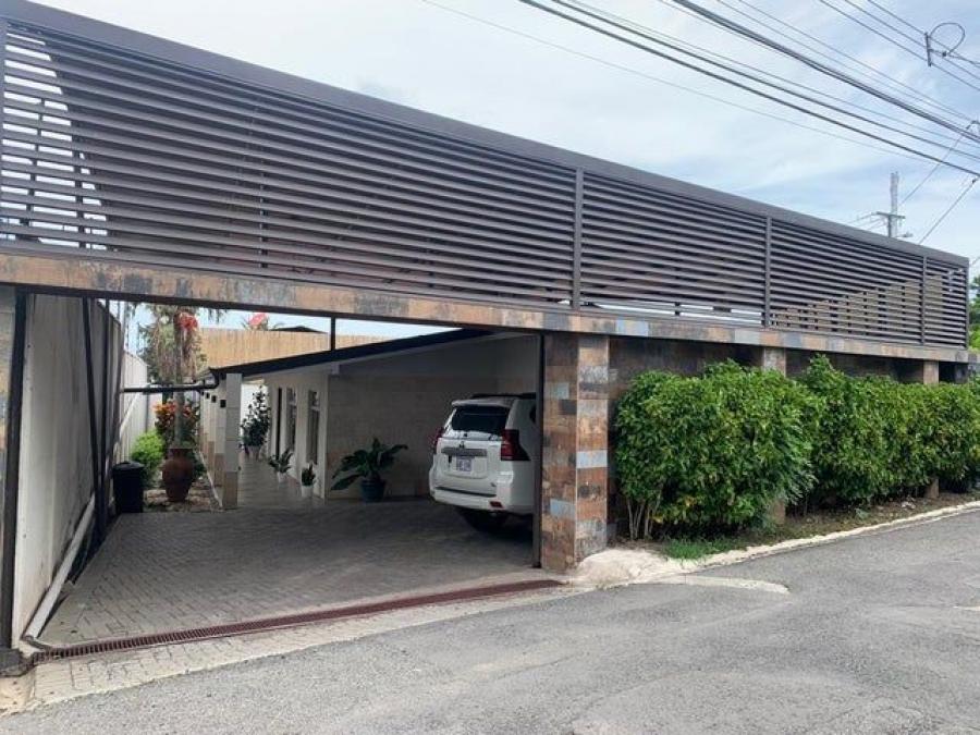 Foto Casa en Venta en Brasil, Santa Ana, San Jos - U$D 250.000 - CAV84809 - BienesOnLine