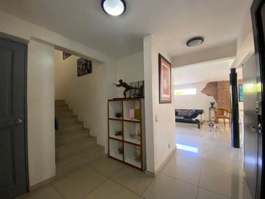 Foto Casa en Venta en San Rafael, Escaz, San Jos - U$D 400.000 - CAV80981 - BienesOnLine