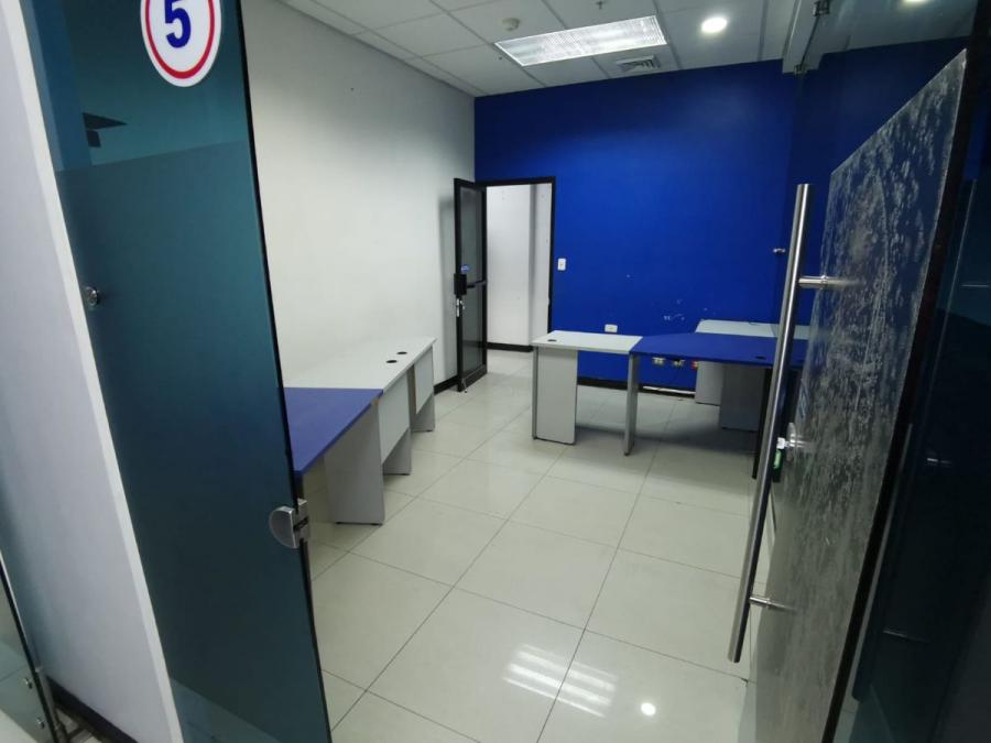 Foto SE VENDE LOCAL #2 MALL PASEO DE LAS FLORES  HEREDIA