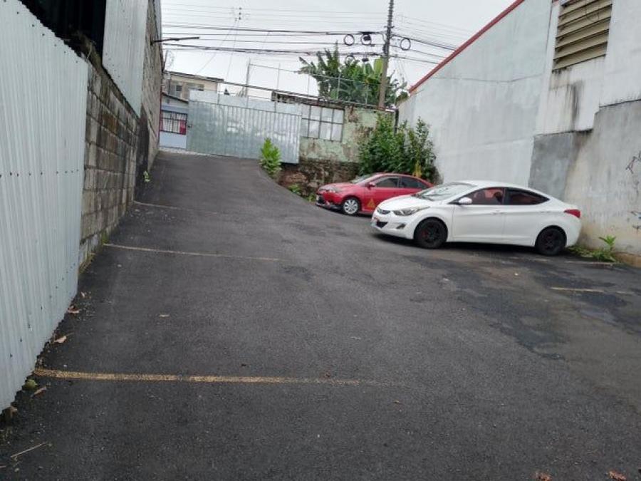 Home in Metric Way