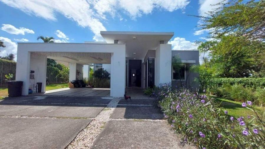 Foto Casa en Venta en Garita, Alajuela - U$D 490.000 - CAV83763 - BienesOnLine